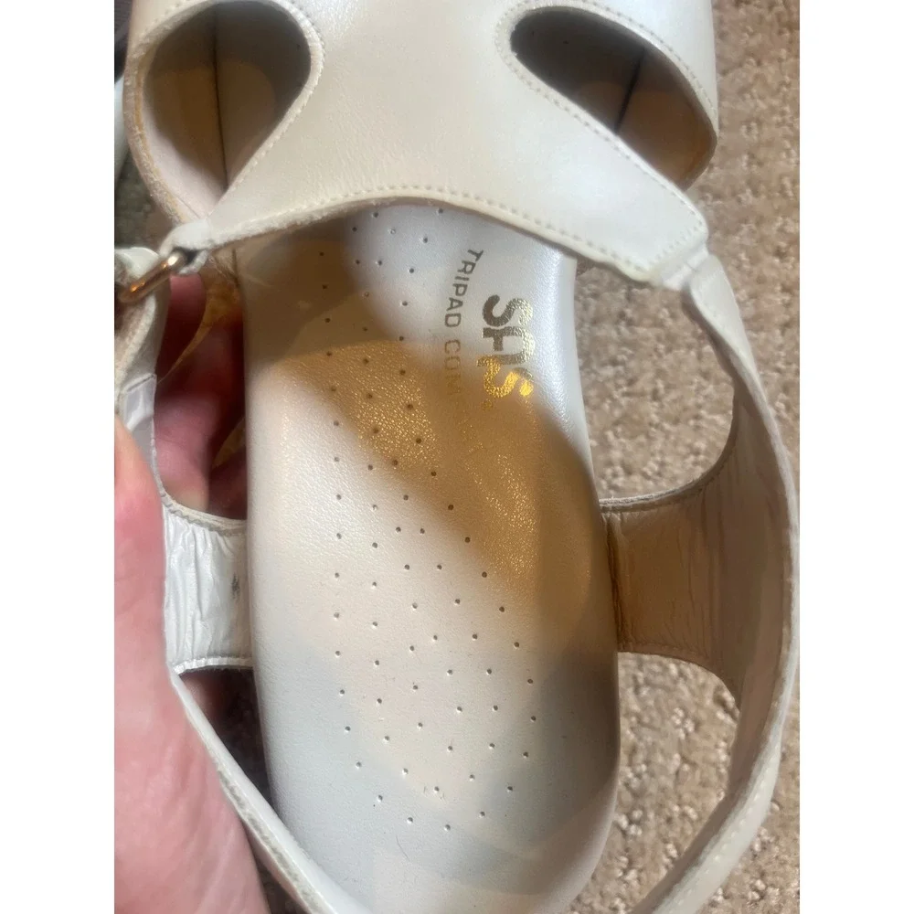SAS Tripad Comfort White Leather Low Wedge Sandal Hook Loop Strap Womens 9.5 W